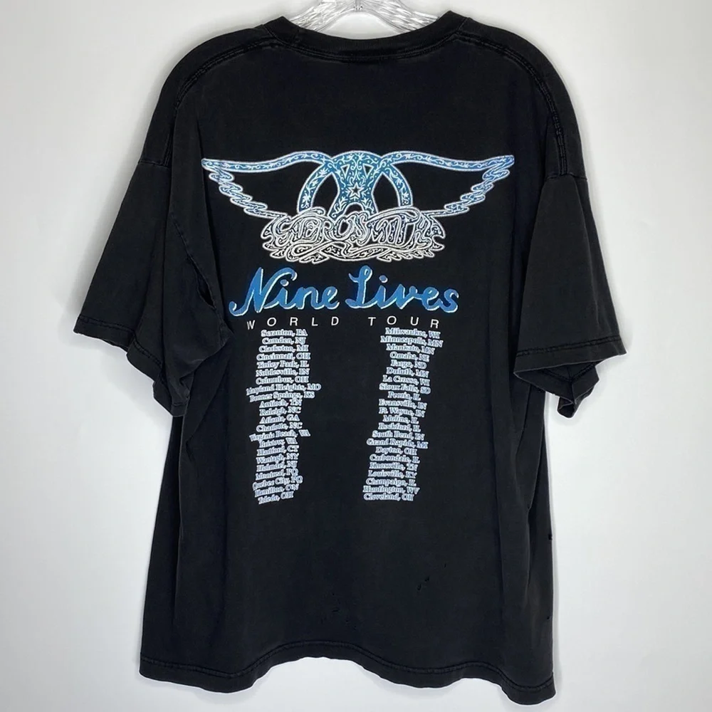 Vintage Giant Aerosmith 1997 Nine Lives Black Band Tee XL Thrashed